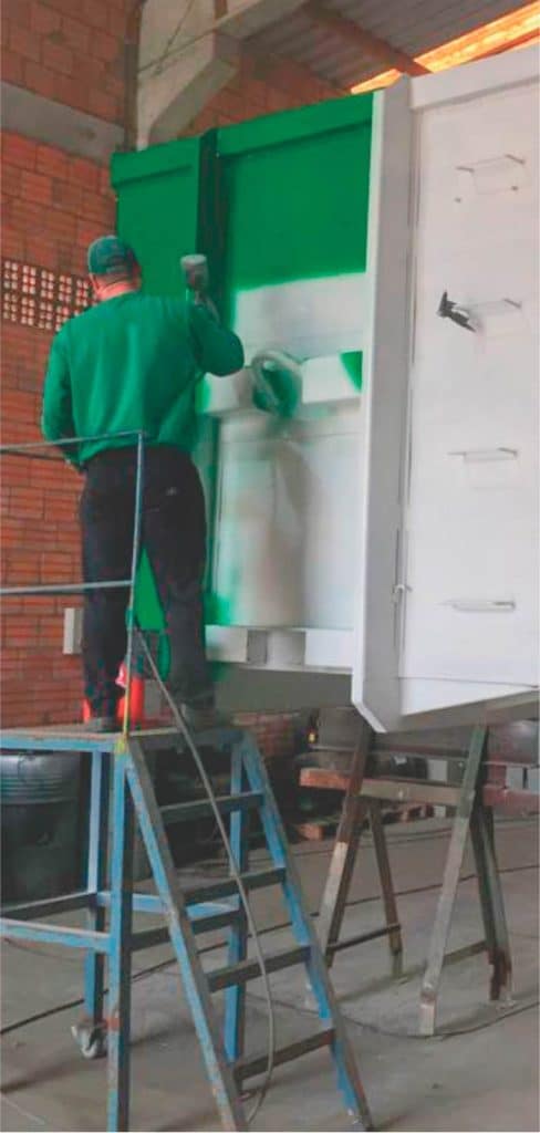Pintura industrial em execução
